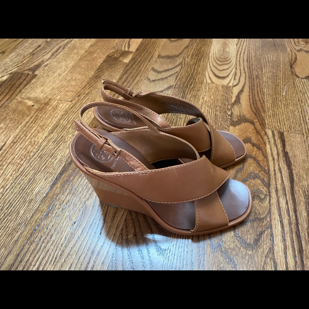 Tory Burch Gabrielle Crisscross Wedge Leather Sandals in Royal Tan (brown) sz 6 - Picture 5 of 7
